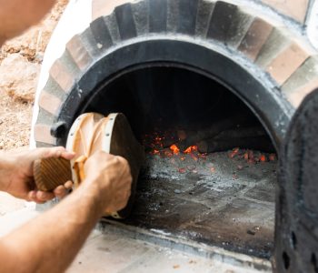 Come_impreziosire_il_tuo_giardino_con_un_forno_a_legna_7c7e3cb4c8